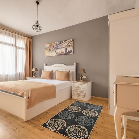 Old Town Deluxe Flats Aparthotel Antalya Bagian luar foto