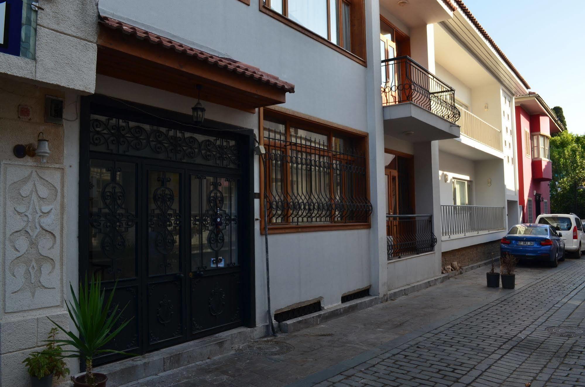 Old Town Deluxe Flats Aparthotel Antalya Bagian luar foto